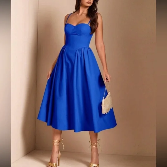 Elegant White Midi Dress - Picture 14 of 16